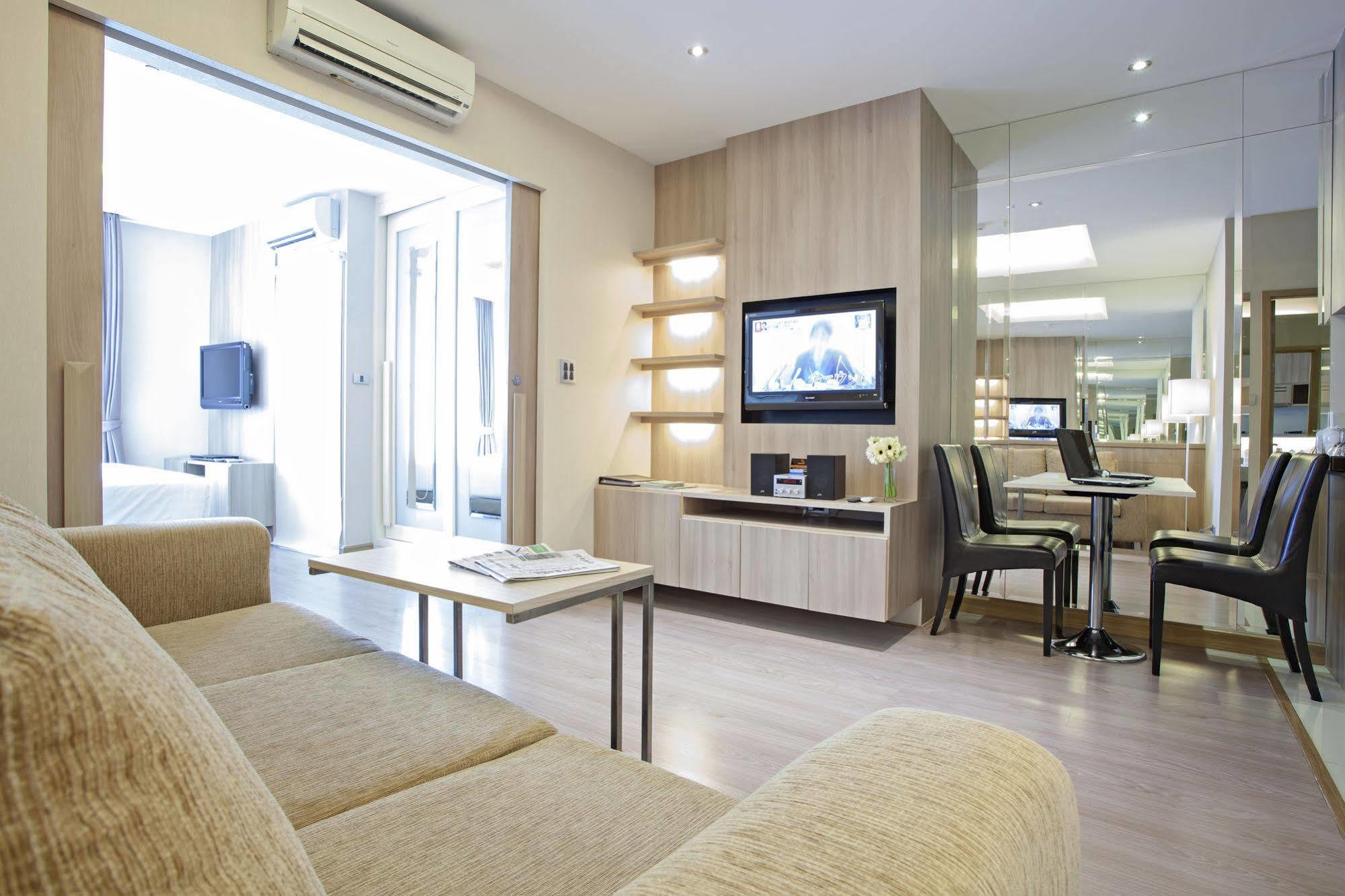 V Residence בנגקוק מראה חיצוני תמונה