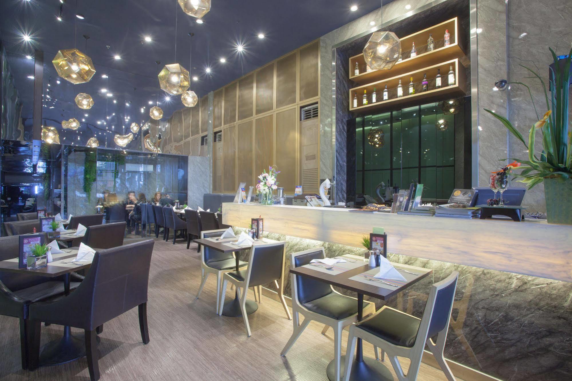 V Residence בנגקוק מראה חיצוני תמונה