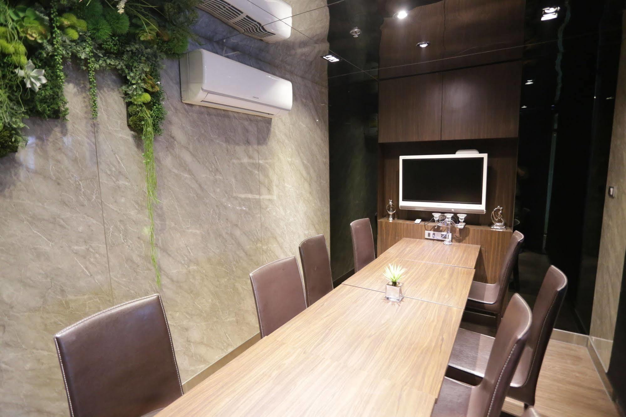 V Residence בנגקוק מראה חיצוני תמונה